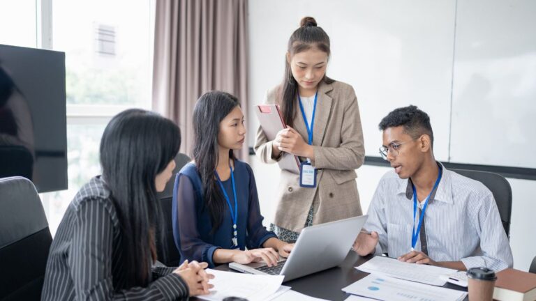 Profissões com a Letra B