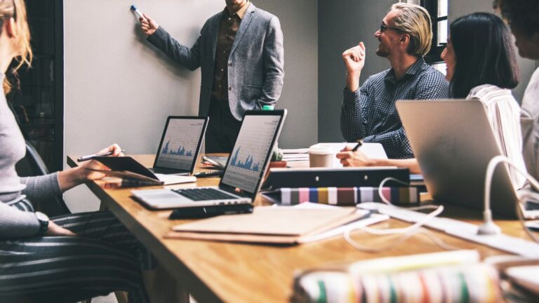 O Que Vender para Ganhar Dinheiro com Pouco Investimento